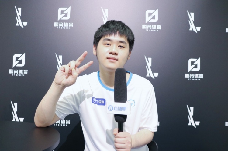 带领球队在 带领球队在