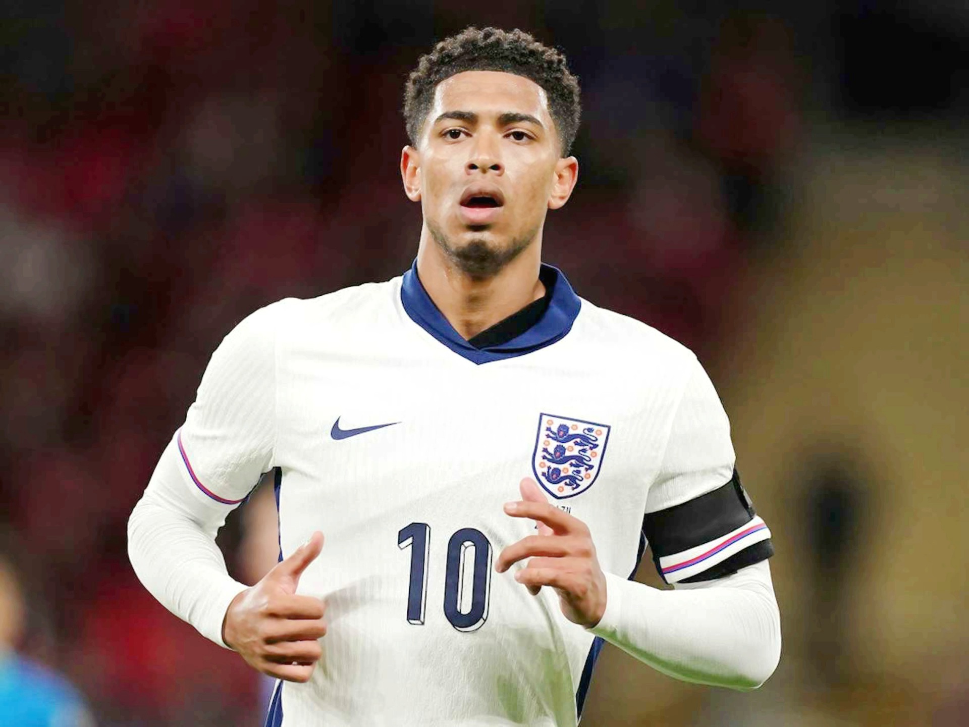 背身接应能 背身接应能