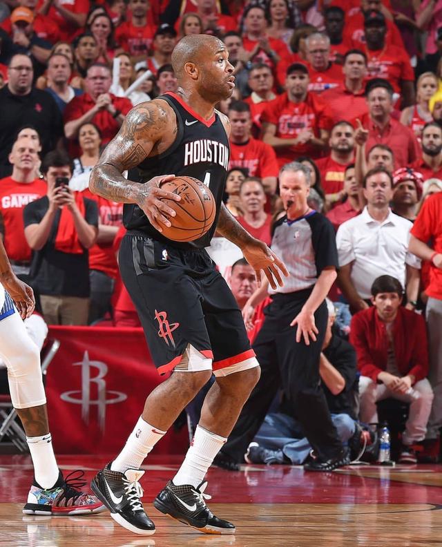 稳住二点球 稳住二点球